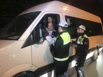 TRAFİK YOĞUNLUĞU - Okulların İlk Gününde Servis Araçları Denetlendi