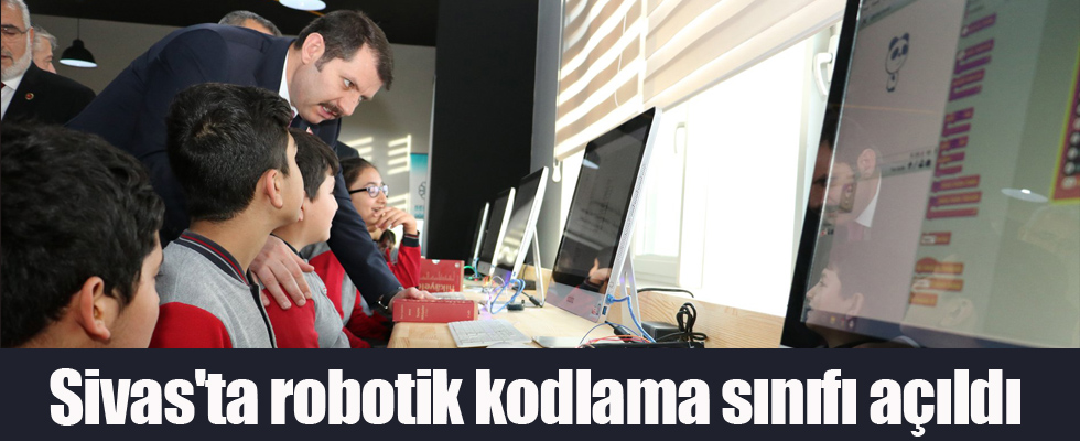 Sivas'ta robotik kodlama sınıfı açıldı