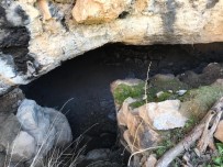 CUDI DAĞı - Teröristlere Ait 9 Sığınak Ve Barınma Alanı İmha Edildi