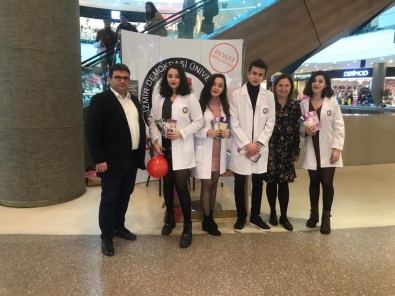 Tıp Öğrencileri Kansere 'Dur' Demek İçin Vatandaşlarla Buluştu