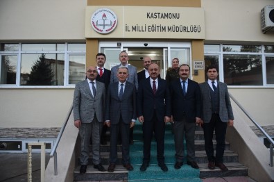 Başkan Babaş, Milli Eğitim Müdürlüğü İle Sağlık-Sen'i Ziyaret Etti