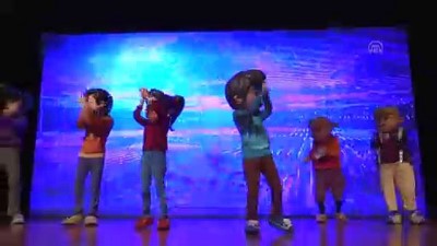 İBB Yarıyıl Tatilinde Yaklaşık 105 Bin Öğrenciyi Tiyatroyla Buluşturdu