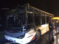 ULUKENT - İzmir'de Otobüs Alevlere Teslim Oldu