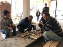 ŞEREFIYE - MHP'li Başkan Adayı Bıyık İşçilerin Sofrasına Oturdu