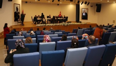 Vali Çakır, Vatandaşların Sorunlarını Dinledi