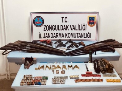 Zonguldak'da Silah İmalathanesi Olarak Kullanılan Eve Operasyon
