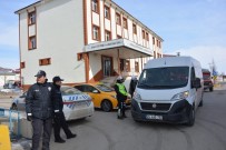 TRAFİK KANUNU - Aşkale'de 'Öncelik Hayatın, Öncelik Yayanın' Bilgilendirmesi