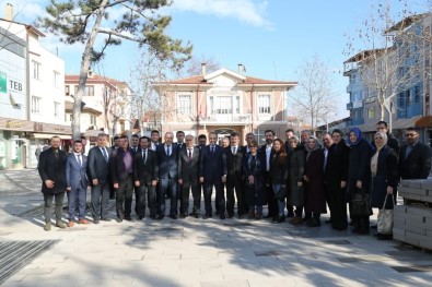 Başkan Aktaş Yenişehir'de Coşkuyla Karşılandı
