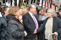 SALı PAZARı - Başkan Özakcan Pazarda Esnaf Ve Vatandaşı Dinledi