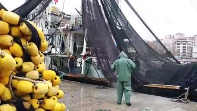 Gurbetteki Balıkçılar Eve Erken Dönüyor