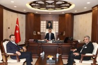 İDRIS AKBıYıK - Hakkari'de 'Cumhur İttifakı' Rüzgarı