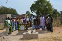 İNSANI YARDıM VAKFı - İmam Hatip Öğrencileri Afrika'da Su Kuyusu Açtı