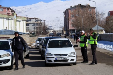 Muradiye'de 'Öncelik Hayatın, Öncelik Yayanın' Programı Düzenlendi