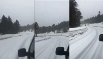 KAR KALINLIĞI - Uludağ'a Yağan Kar Sevindirdi