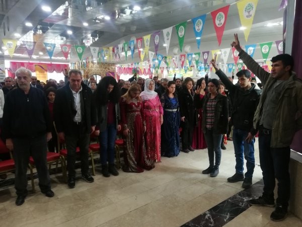 HDP'li vekillere gözaltı