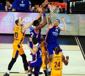 EFES - Anadolu Efes, İspanyol Ekibi Farklı Yendi