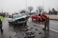 KOMANDO - Bolu'da Trafik Kazası Açıklaması 5 Yaralı