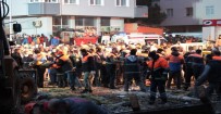 TUANA - Çöken Binada 3 Ölü, 12 Yaralı