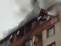 Giresun'da Apartmanın Çatı Katında Çıkan Yangın Korkuttu Haberi
