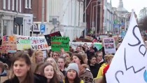 LİSELİ ÖĞRENCİ - Hollanda'da Öğrencilerden İklim Protestosu