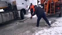 Kütahya'da Kar Yağışı Ulaşımı Etkiliyor