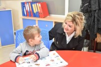 KAYıHAN - Vali Deniz'in Eşi Olcay Deniz Engelli Bireylerle Buluştu