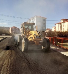 415. Sokak Asfaltlanıyor