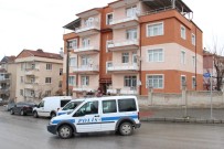 İŞ SAĞLIĞI - 63 Yaşındaki Doktor Banyoda Ölü Bulundu