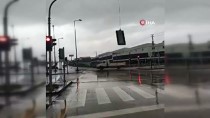 ANKARA BÜYÜKŞEHİR BELEDİYESİ - Başkent'te Kopan Trafik Lambası Tehlike Saçtı
