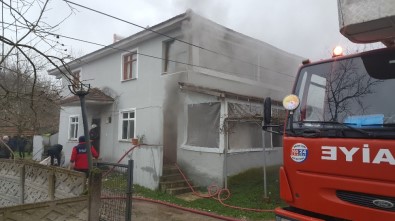 Düzce'de Yangında Çocuk Yaralandı