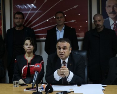 Karataş Belediye Başkanı Ünal CHP'den İstifa Edip, MHP'ye Geçti