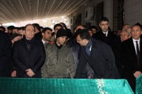 AKİF HAMZAÇEBİ - Kartal'daki Enkazdan Cansız Bedenleri Çıkarılan Yaşlı Çifte Son Görev