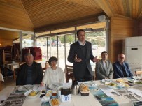 YEREL YÖNETİM - Kaş Belediye Başkan Adayı Ulutaş STK'lılarla Buluştu