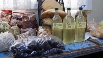ORGANİK SEBZE - Yerel Tohumlarla Üretiklerini 'Sanal Pazarda' Satıyor