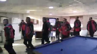 3 Bin Rakımda Gerçeğini Aratmayan Çığ Tatbikatı