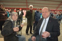 DEMOKRAT PARTI - Başkan Özakcan Pazarcı Esnafının Sofrasına Konuk Oldu