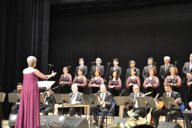 Biga Belediyesi Türk Halk  Müziği Korosu'ndan  Konser
