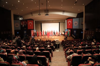 Mehmet Akif Tiyatro Oyunuyla Anıldı