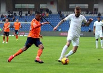 EMRE BELÖZOĞLU - Spor Toto Süper Lig Açıklaması Medipol Başakşehir Açıklaması 1 - BB Erzurumspor Açıklaması 0 (İlk Yarı)