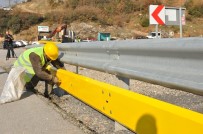 KENAN SOFUOĞLU - Motorcu Dostu Bariyerler Bursa'da Takılmaya Başlandı