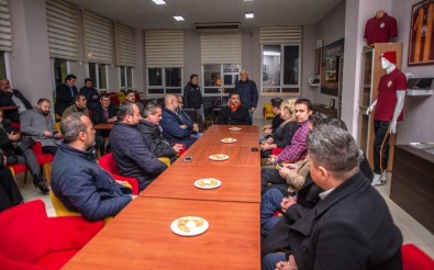 Ömer Günel, Kuşadası Galatasaraylılar Derneğini Ziyaret Etti