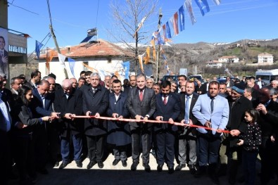 AK Parti'den Pütürge'ye Çıkarma