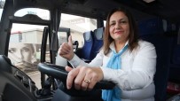 KADIN ŞOFÖR - AVM'nin Ziyaretçileri Kadın Servis Şoförlerine Emanet