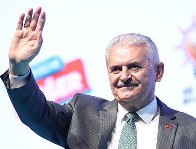 Binali Yıldırım'dan İstanbullulara kütüphane müjdesi