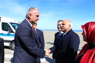 Zorluoğlu'nun Turizm Projelerine Bakanlık Desteği