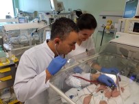 ÇOCUK SAĞLIĞI - Kıbrıs'ta Her 10 Çocuktan Biri Prematüre Doğuyor