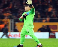FERNANDO MUSLERA - Muslera Kalesinde Devleşti