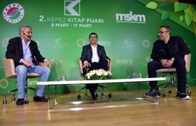 Tütüncü Kitap Fuarında Söyleşiye Katıldı