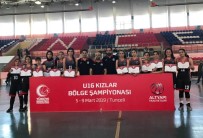 BAYAN BASKETBOL TAKIMI - Van Büyükşehir Belediyespor Bayan Basketbol Takımı Bölge Şampiyonu Oldu