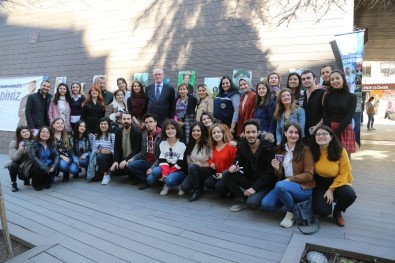 Yaşayan Kütüphane Eskişehirlilerle Buluştu